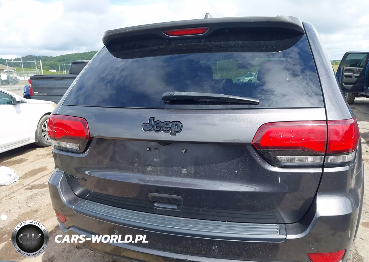 2018 Jeep Grand Cherokee Altitude 4X4 VIN:1C4RJFAG0JC469057 - 15