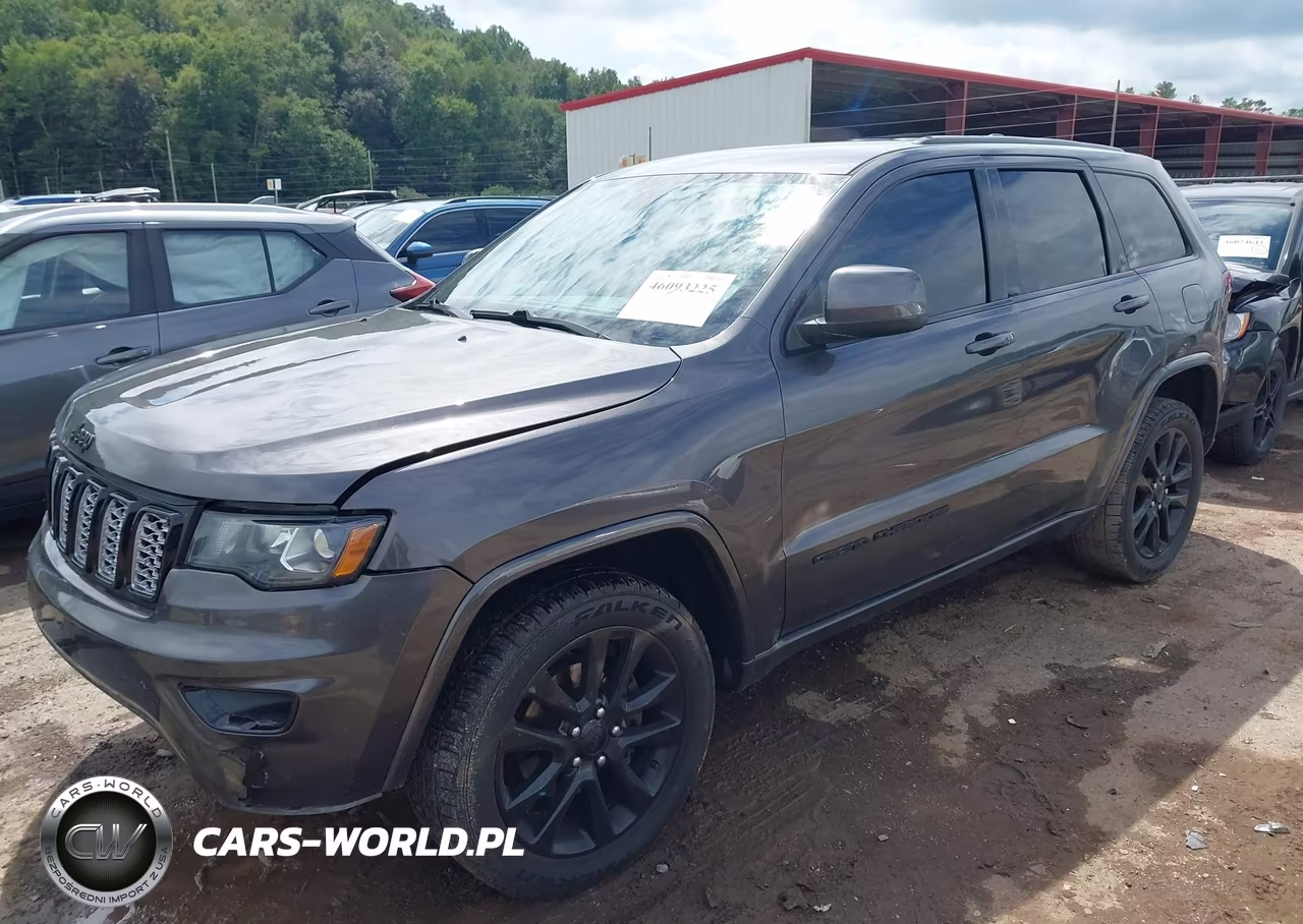 2018 Jeep Grand Cherokee Altitude 4X4 VIN:1C4RJFAG0JC469057 - 2
