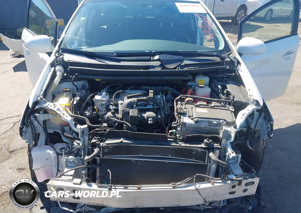 2013 Toyota Prius Three VIN:JTDKN3DU2D5631706 - 10