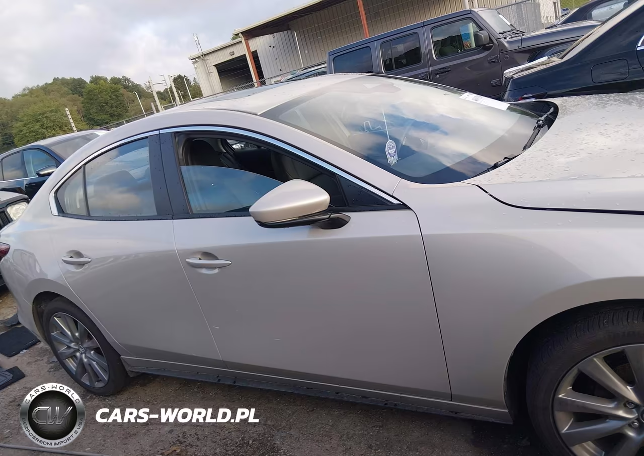2026 Mazda Mazda3 2.5 S Preferred VIN:JM1BPACLXT1872040 - 13