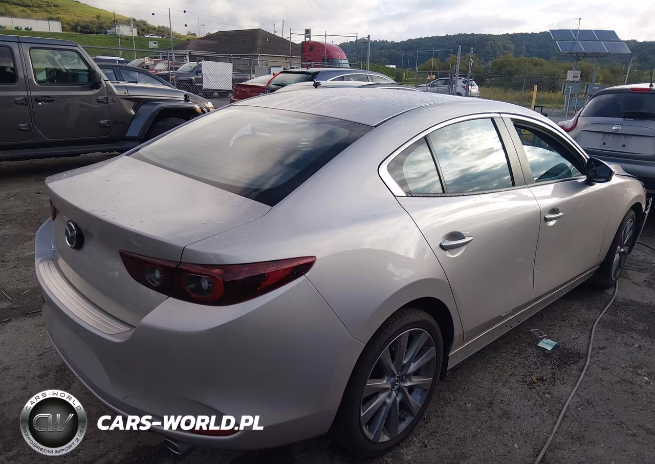 2026 Mazda Mazda3 2.5 S Preferred VIN:JM1BPACLXT1872040 - 4