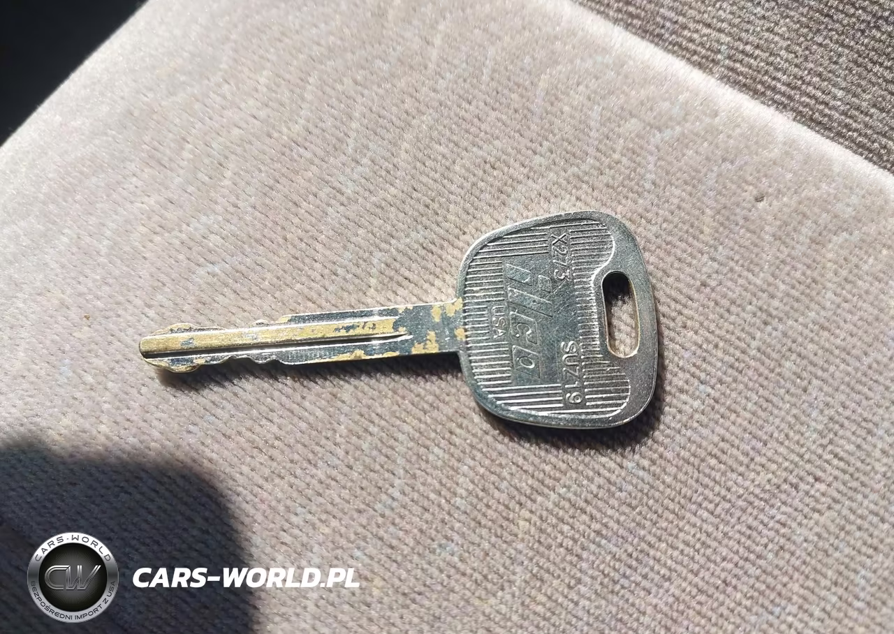 1998 Toyota Camry Le VIN:4T1BG22K0WU830134 - 11