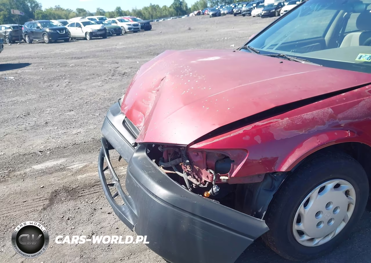 1998 Toyota Camry Le VIN:4T1BG22K0WU830134 - 13