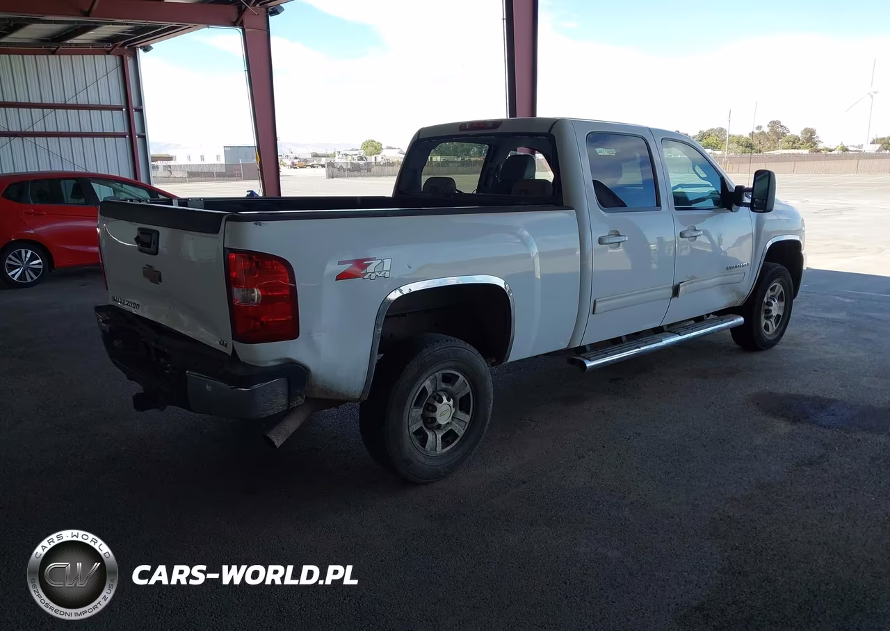 2009 Chevrolet Silverado 2500Hd Ltz VIN:1GCHK63K99F110584 - 4