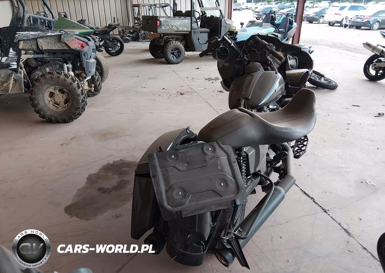2020 Harley-Davidson Fltrxs VIN:1HD1KTP19LB660236 - 4