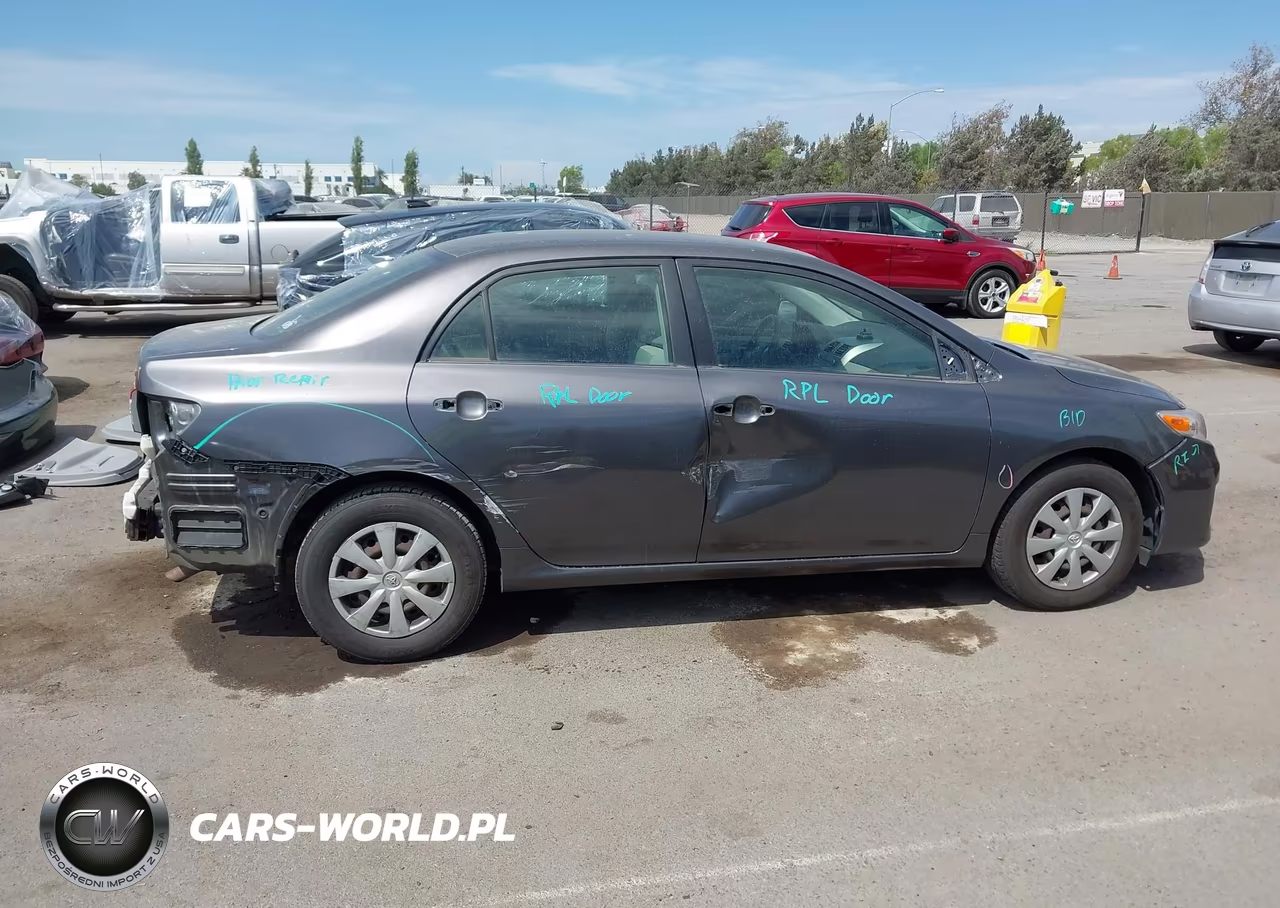 2011 Toyota Corolla Le VIN:JTDBU4EE6BJ103235 - 14