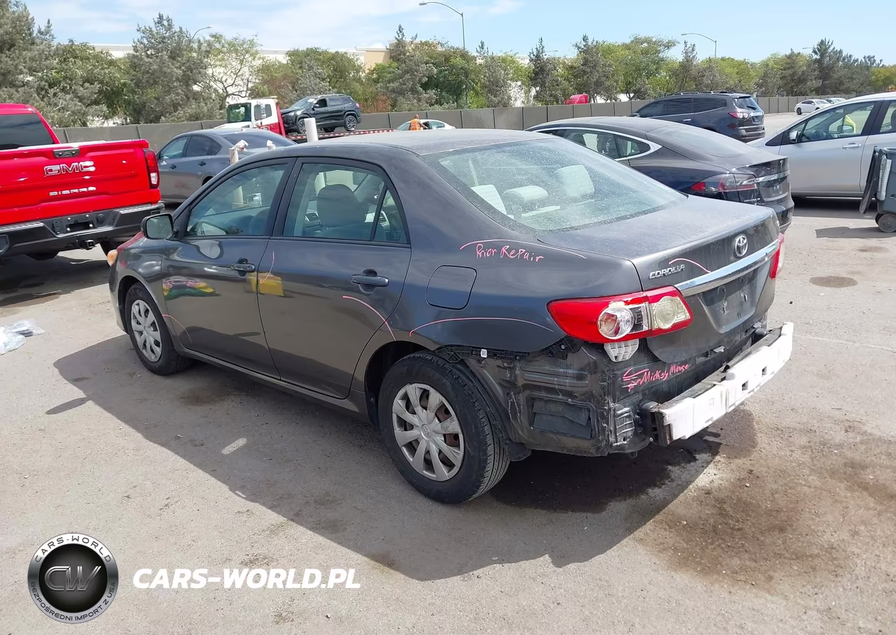 2011 Toyota Corolla Le VIN:JTDBU4EE6BJ103235 - 3