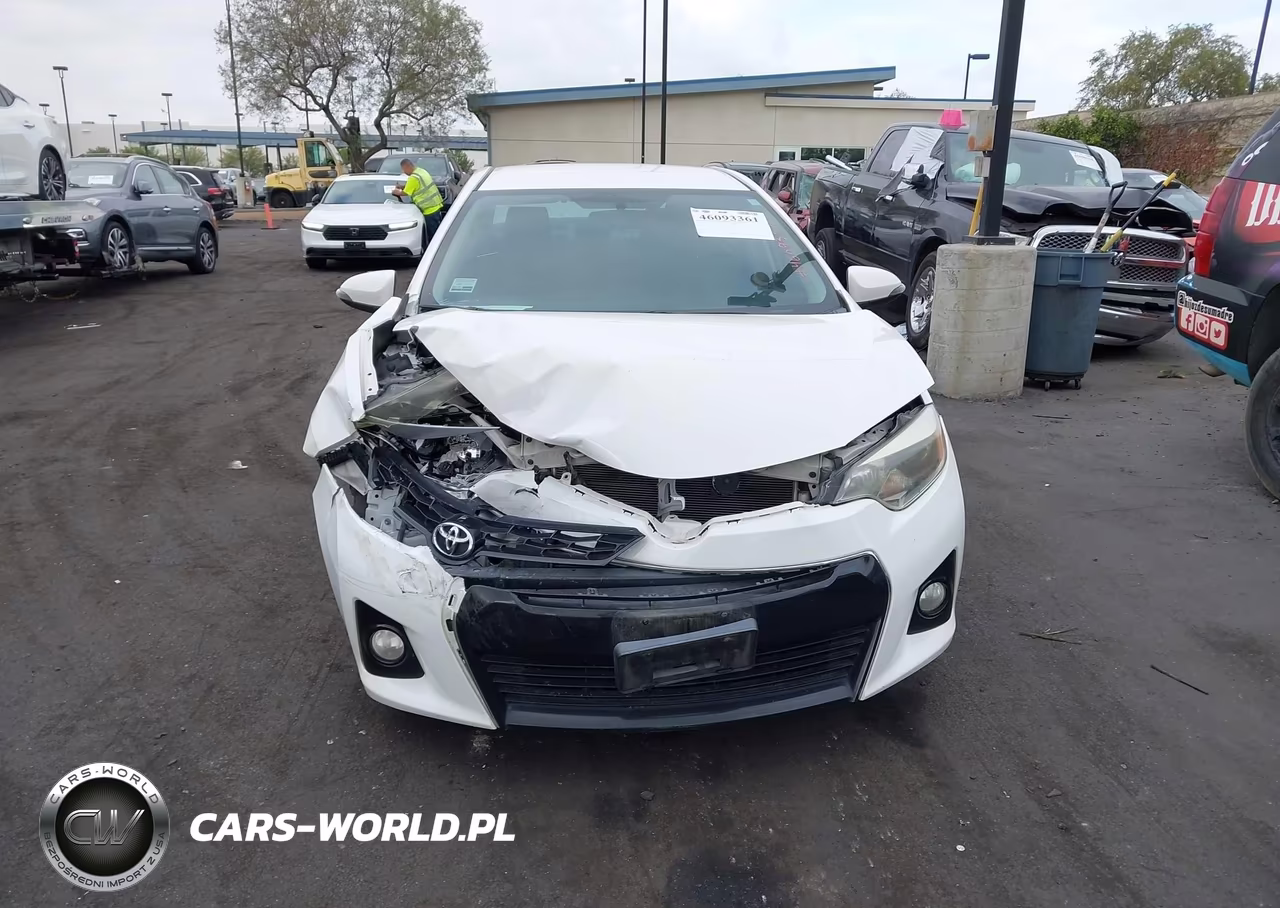 2014 Toyota Corolla S Plus VIN:5YFBURHE3EP163076 - 6