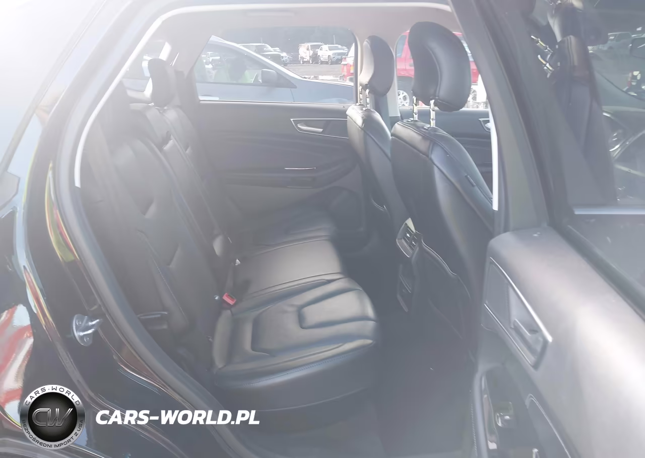 2018 Ford Edge Titanium VIN:2FMPK4K84JBC33152 - 8