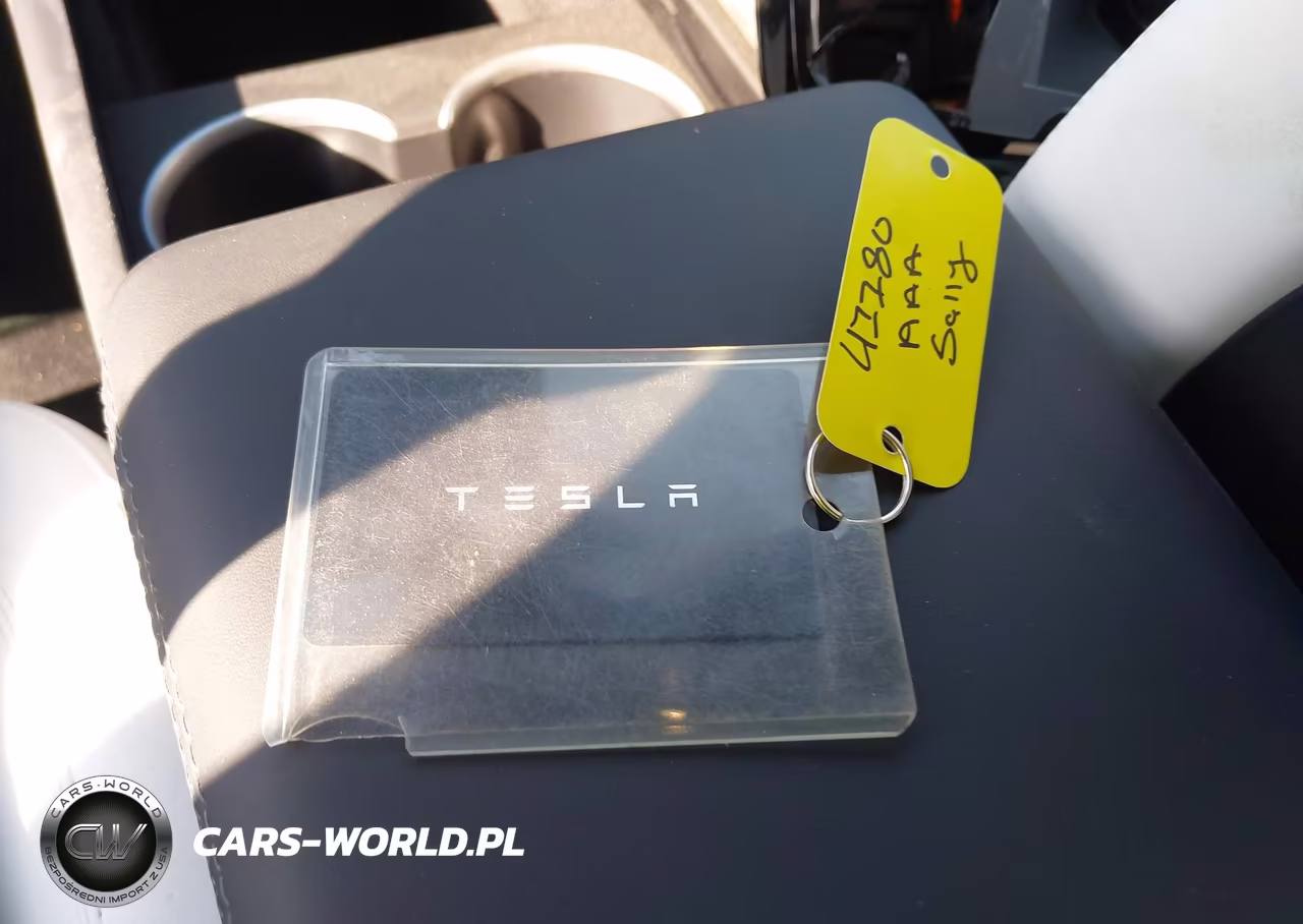 2026 Tesla Model Y Premium Rear-Wheel Drive-Rear-Wheel Drive VIN:7SAYGDED8TF641567 - 11