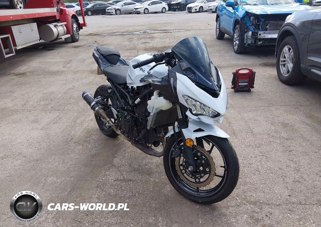 2023 Kawasaki Ex400