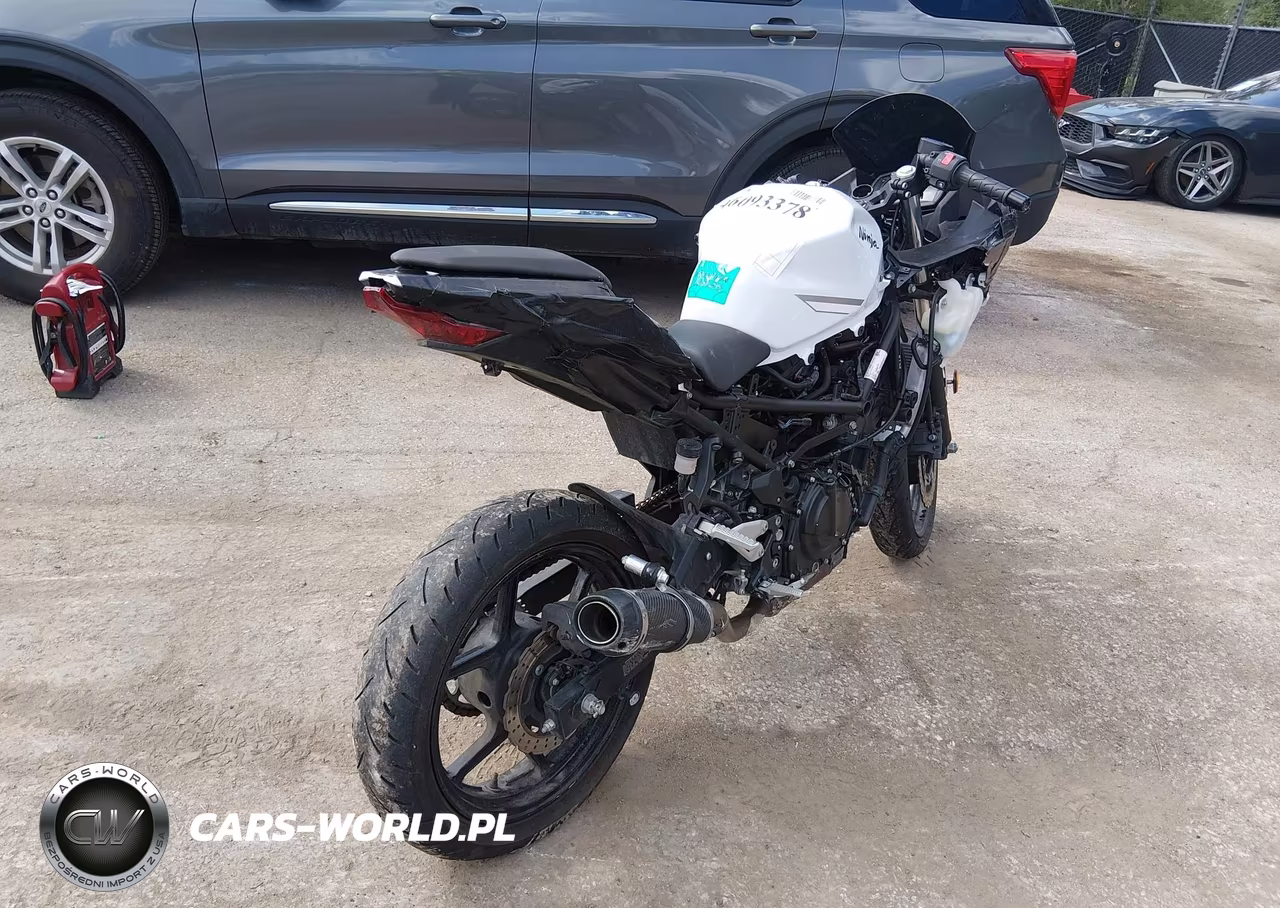2023 Kawasaki Ex400 VIN:JKAEXKH14PDAS1119 - 4