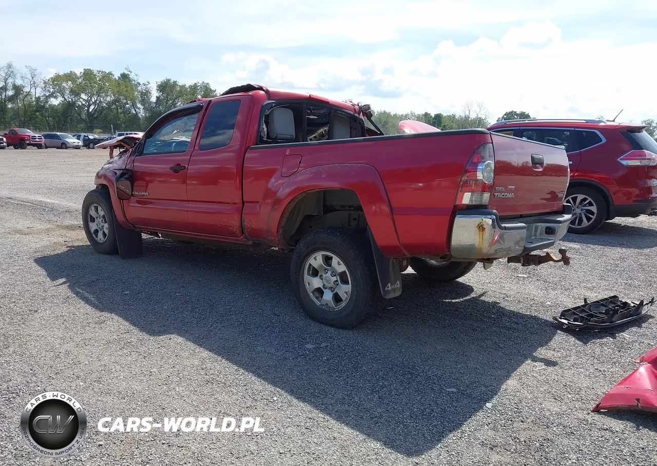 2010 Toyota Tacoma VIN:5TEUX4EN8AZ743841 - 3