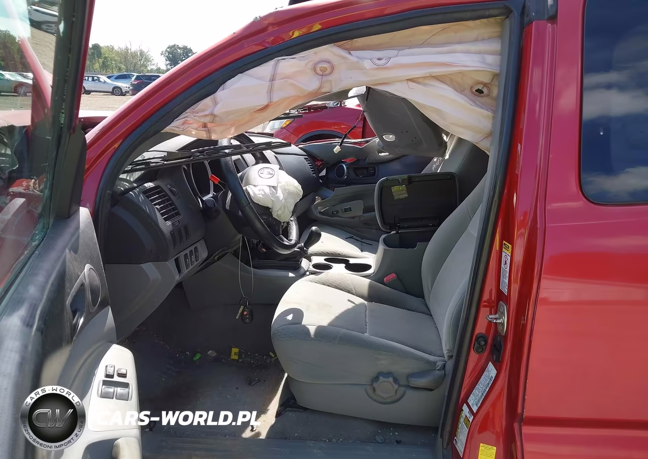 2010 Toyota Tacoma VIN:5TEUX4EN8AZ743841 - 5