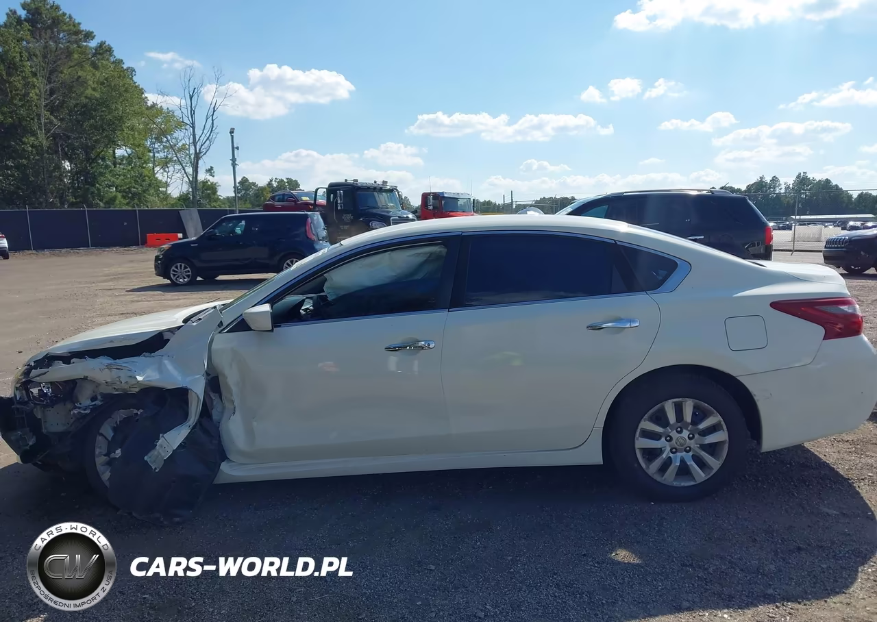2018 Nissan Altima 2.5 S VIN:1N4AL3AP6JC116995 - 15