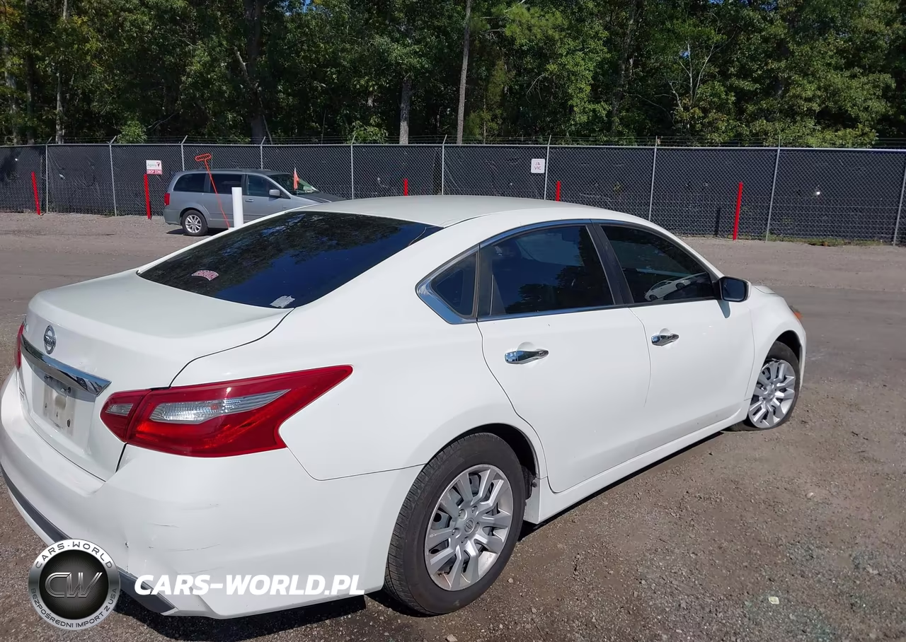 2018 Nissan Altima 2.5 S VIN:1N4AL3AP6JC116995 - 4