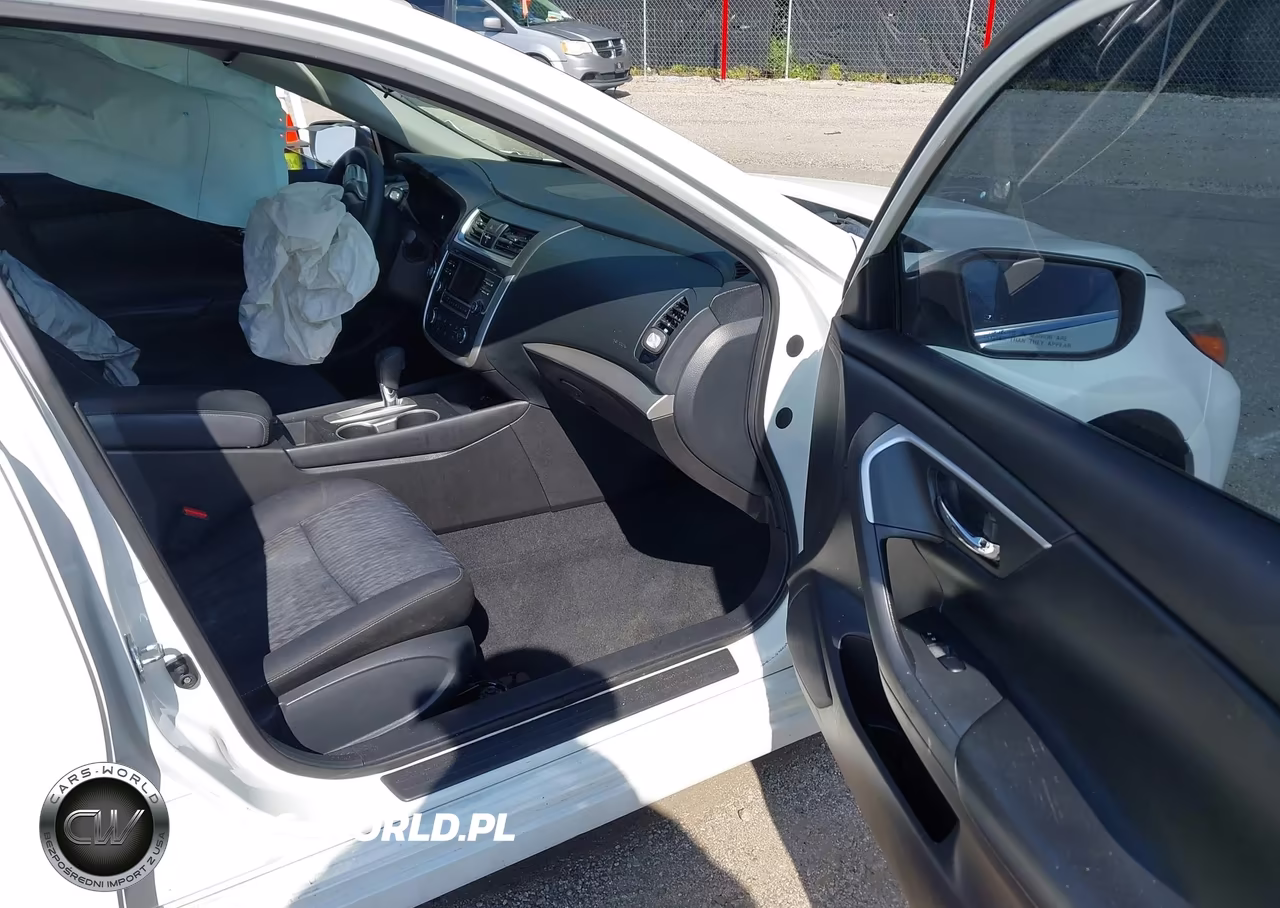 2018 Nissan Altima 2.5 S VIN:1N4AL3AP6JC116995 - 5