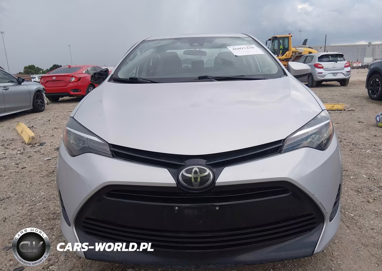 2019 Toyota Corolla Le VIN:2T1BURHE0KC229918 - 12