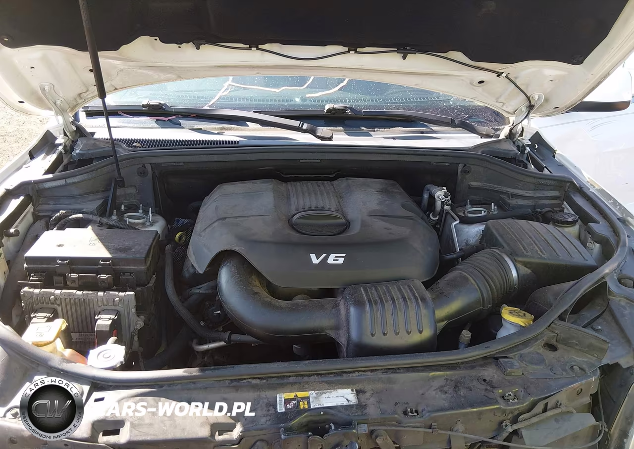 2015 Jeep Grand Cherokee Laredo VIN:1C4RJEAG2FC727807 - 10