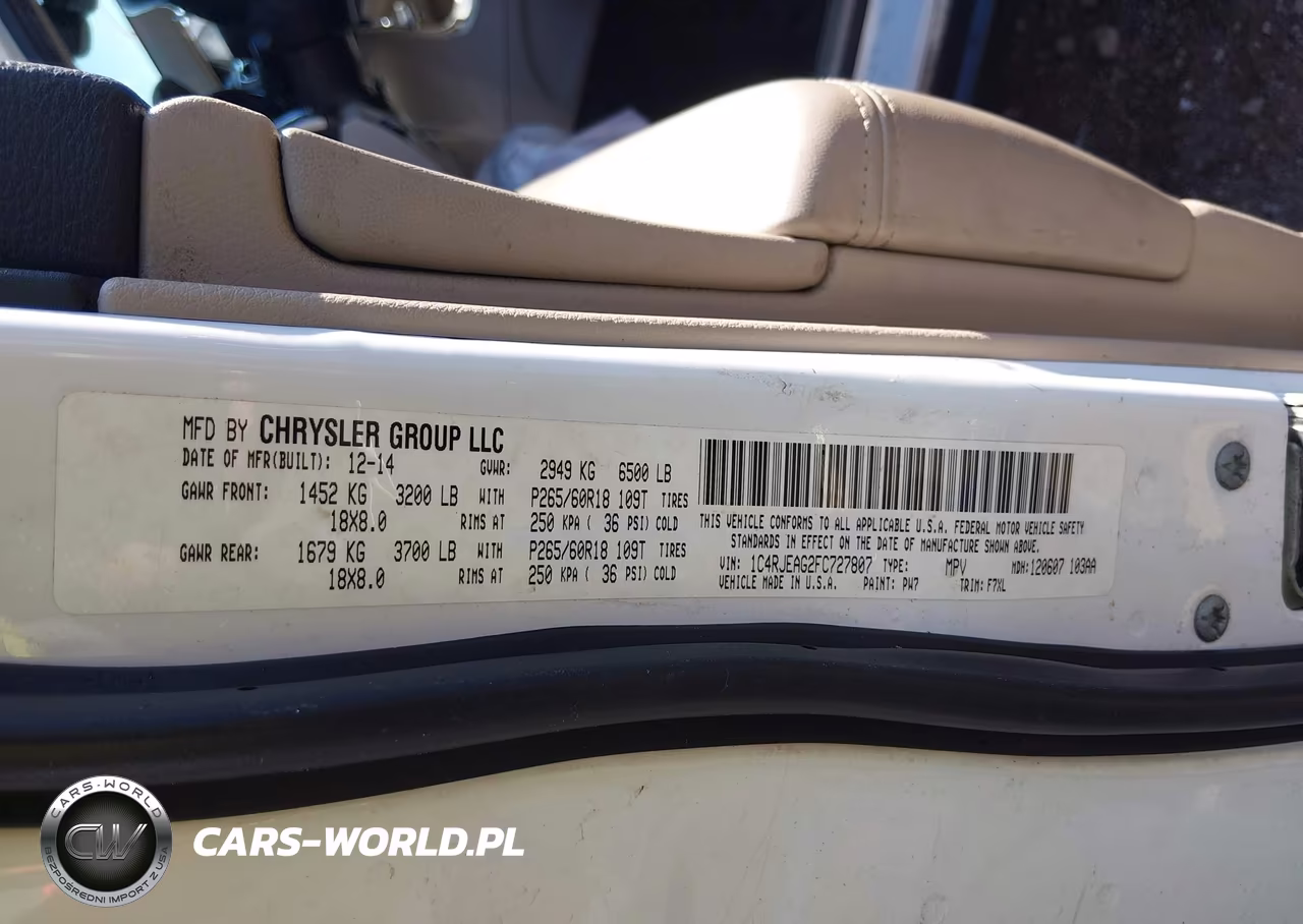 2015 Jeep Grand Cherokee Laredo VIN:1C4RJEAG2FC727807 - 9