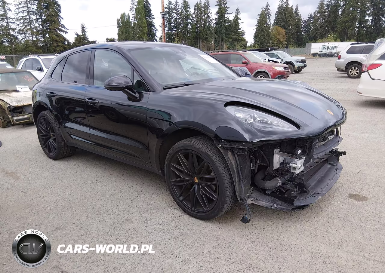 2023 Porsche Macan T