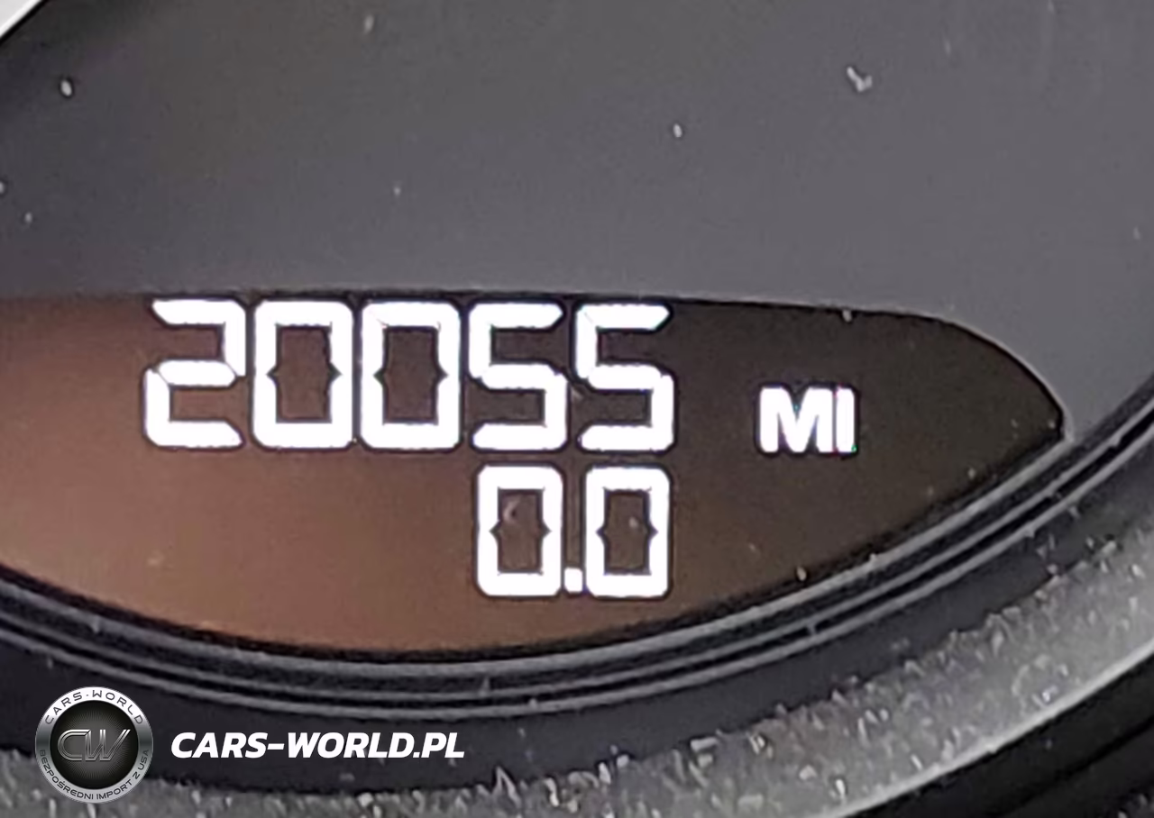 2023 Porsche Macan T VIN:WP1AA2A52PLB17416 - 16