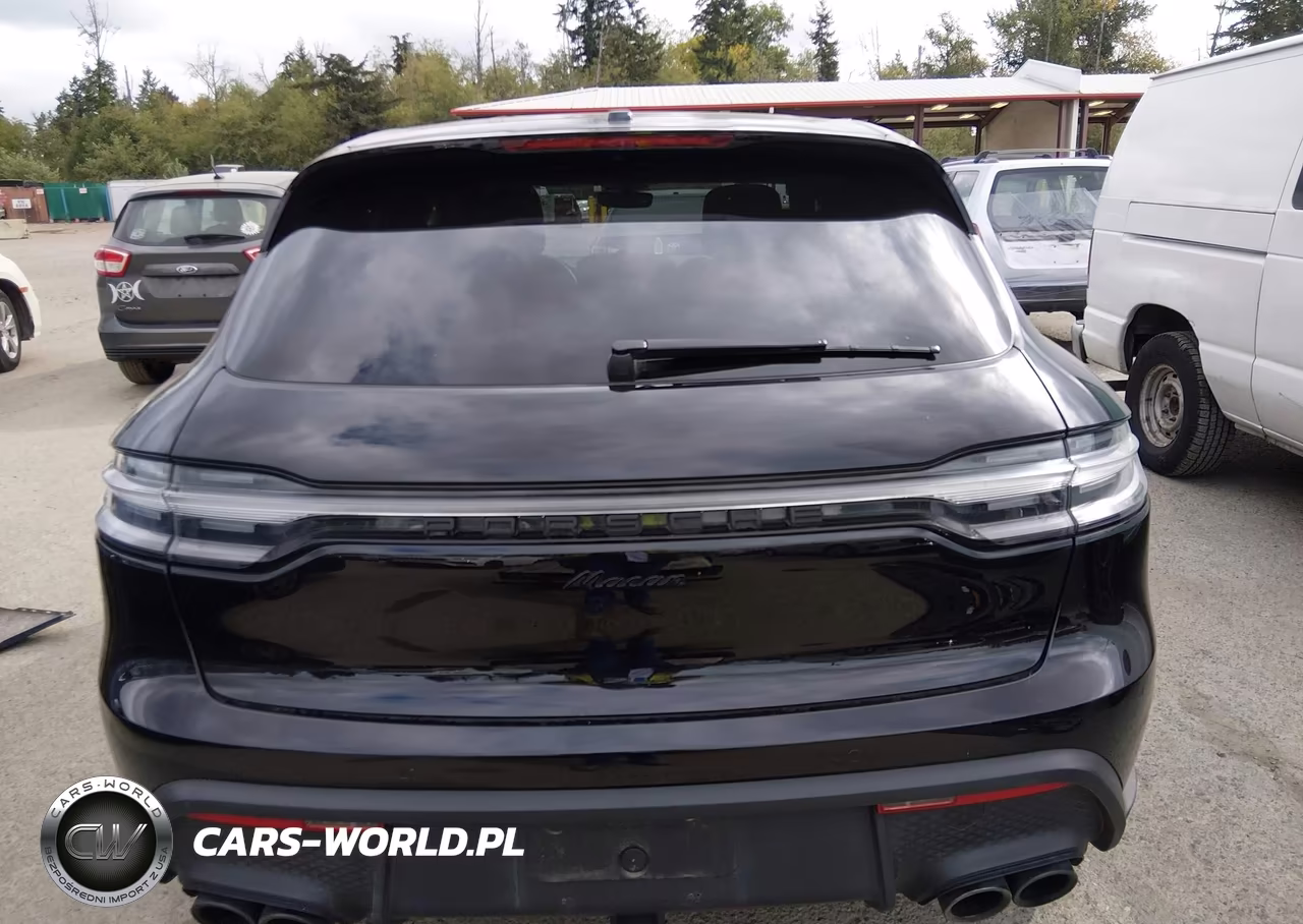 2023 Porsche Macan T VIN:WP1AA2A52PLB17416 - 17