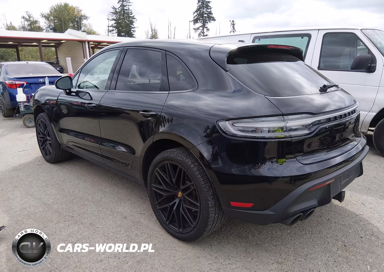 2023 Porsche Macan T VIN:WP1AA2A52PLB17416 - 3