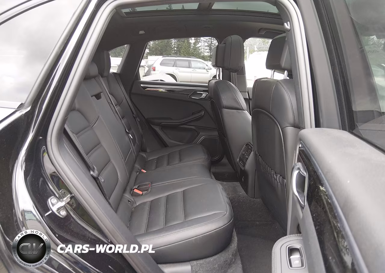 2023 Porsche Macan T VIN:WP1AA2A52PLB17416 - 8