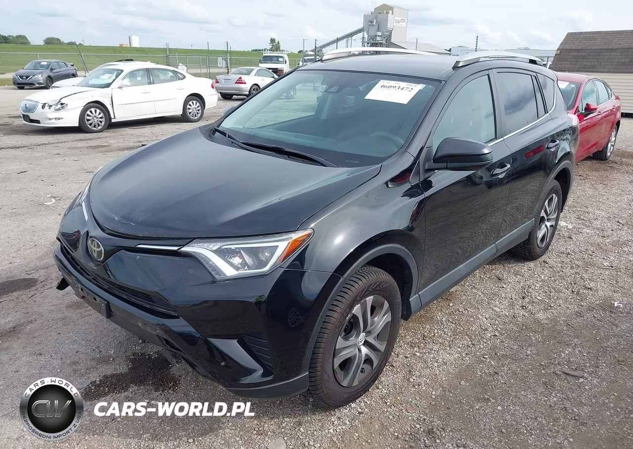 2018 Toyota Rav4 Le VIN:2T3BFREV3JW853148 - 2