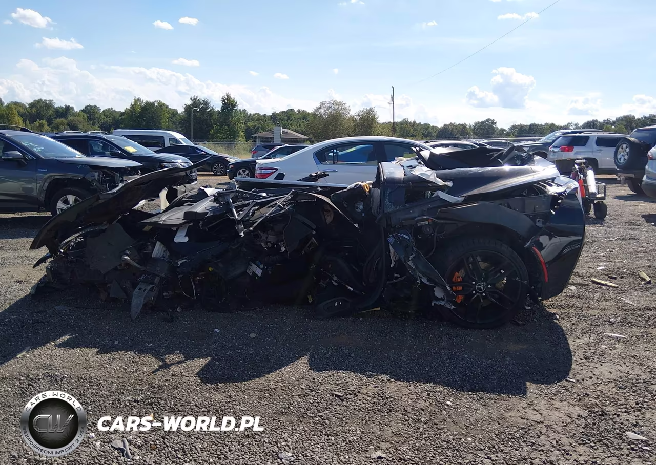 2014 Chevrolet Corvette Stingray Z51 VIN:1G1YK2D74E5104882 - 14