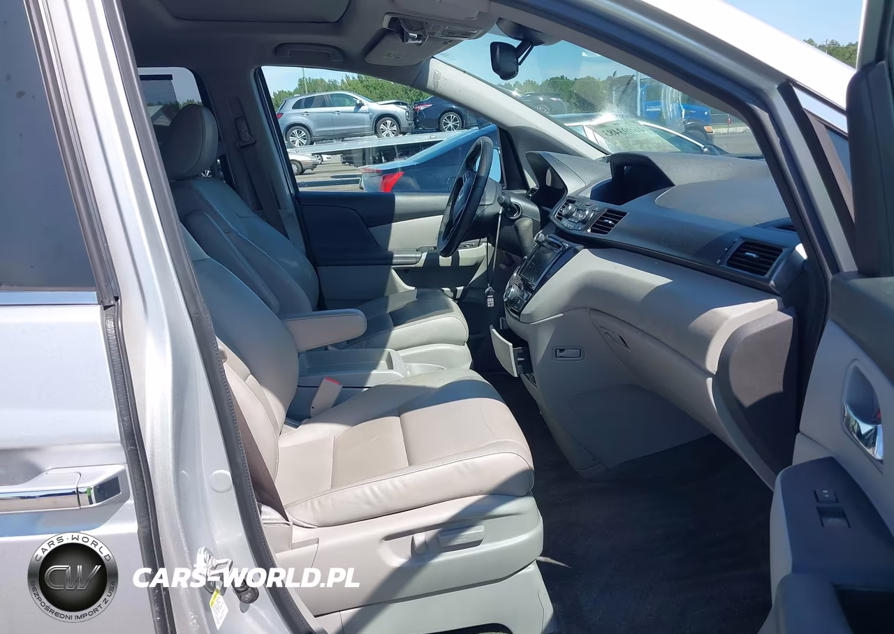 2015 Honda Odyssey Ex-L VIN:5FNRL5H65FB067904 - 5