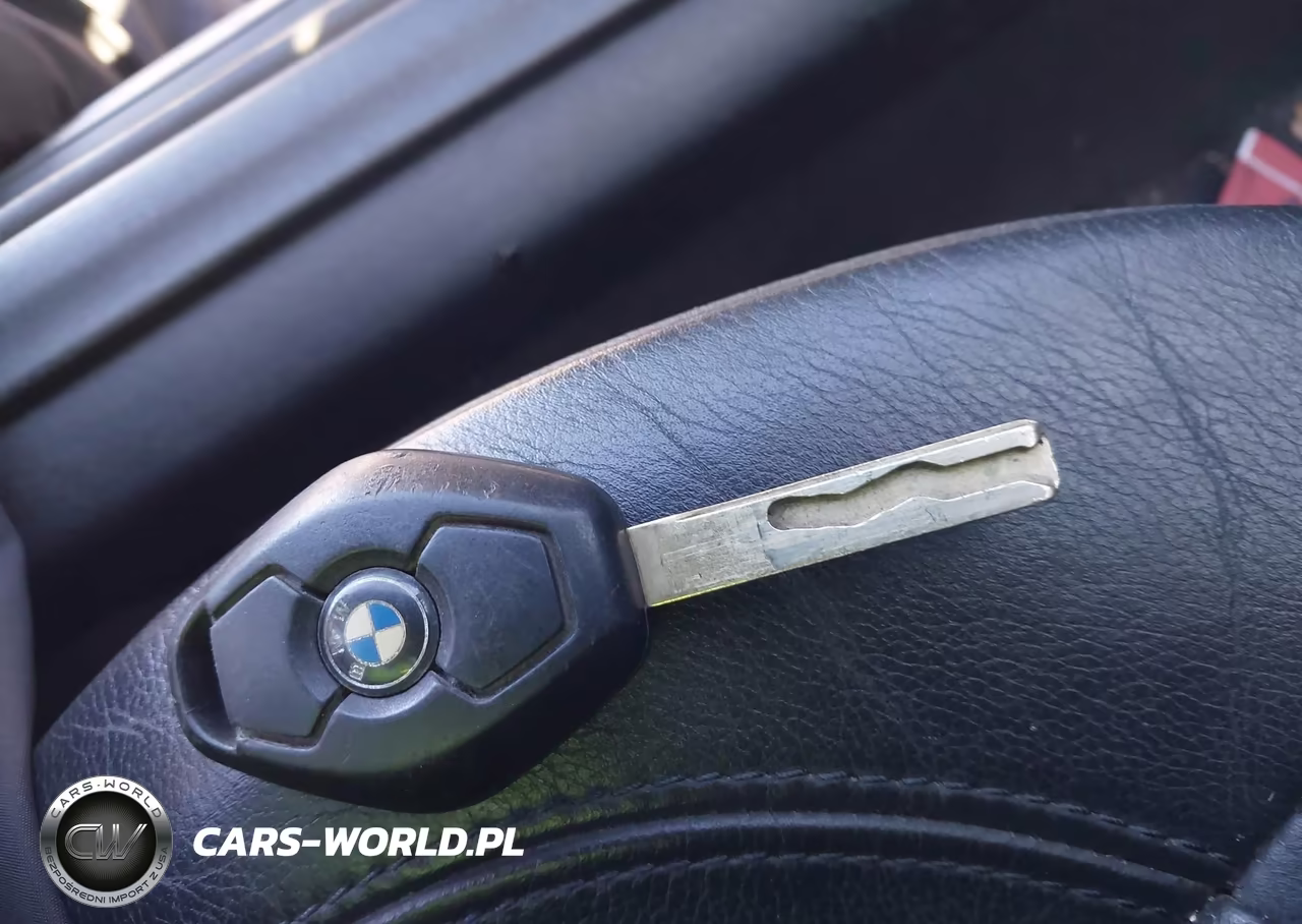 2003 BMW Z4 3.0I VIN:4USBT53473LU02526 - 11
