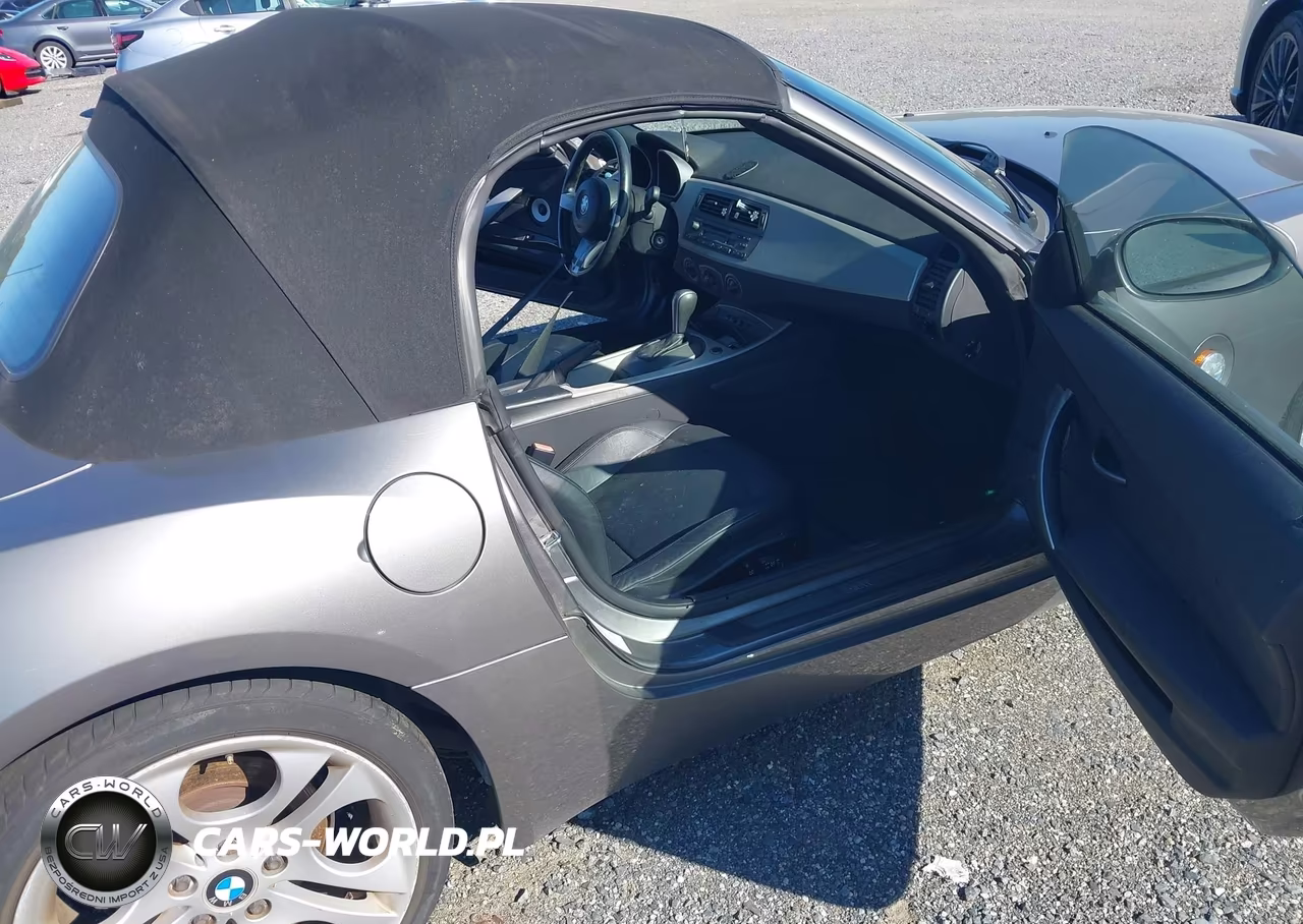 2003 BMW Z4 3.0I VIN:4USBT53473LU02526 - 8