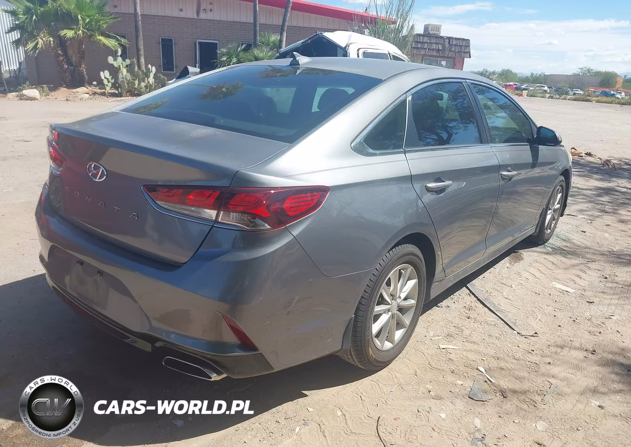 2018 Hyundai Sonata Se VIN:5NPE24AF6JH674605 - 4