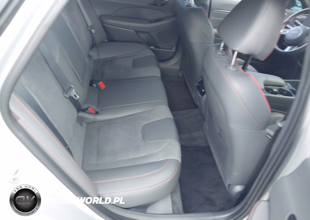 2025 Hyundai Sonata N Line VIN:KMHL54JC5SA503076 - 8