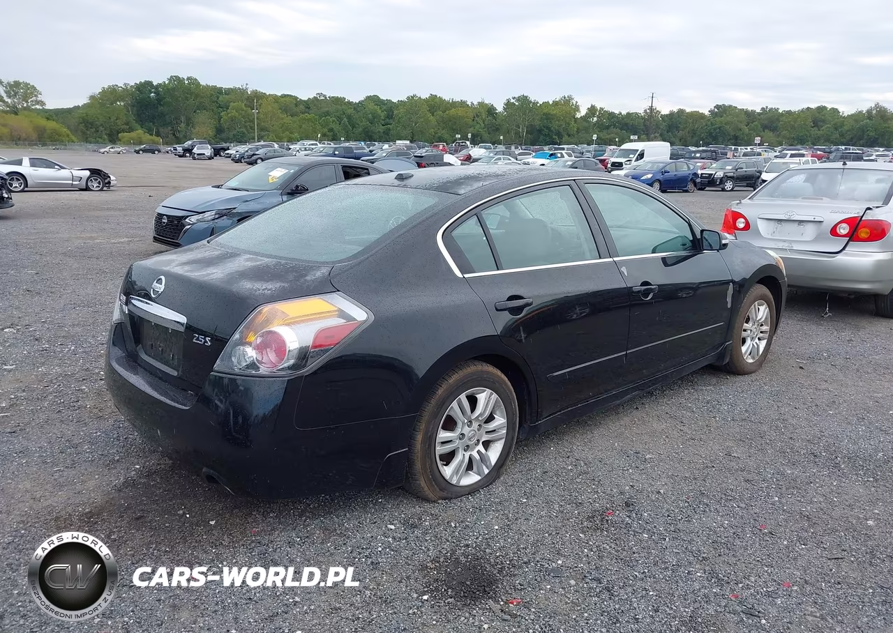 2012 Nissan Altima 2.5 S VIN:1N4AL2AP5CC152657 - 4