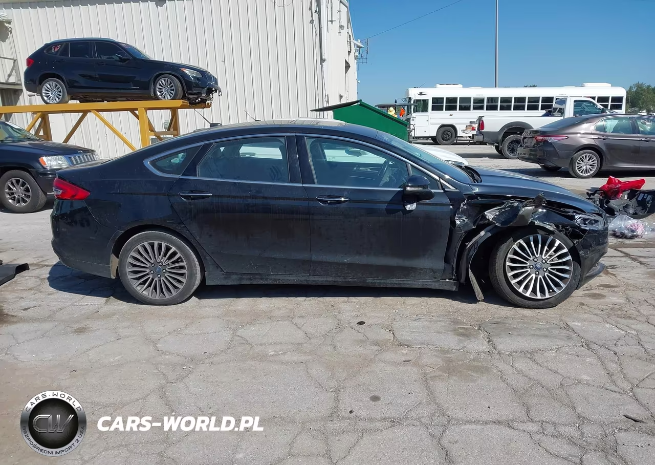 2018 Ford Fusion Se VIN:3FA6P0H90JR109039 - 12