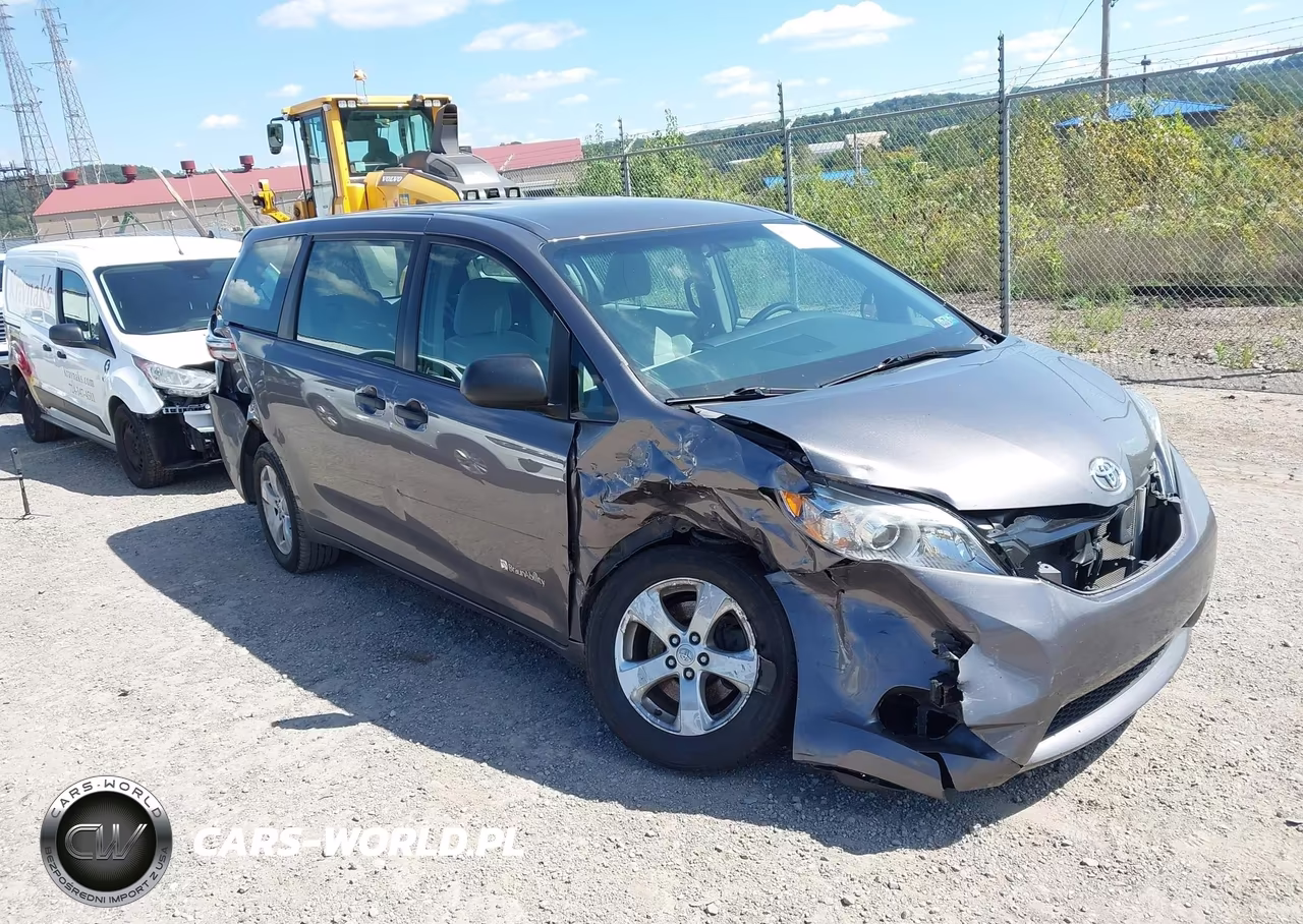 2017 Toyota Sienna L 7 Passenger
