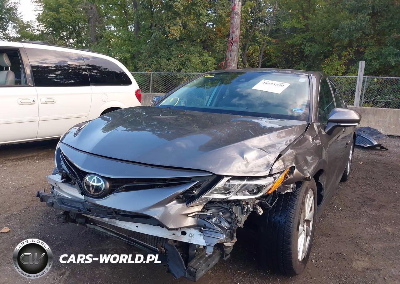 2024 Toyota Camry Le VIN:4T1R11AKXRU264063 - 6