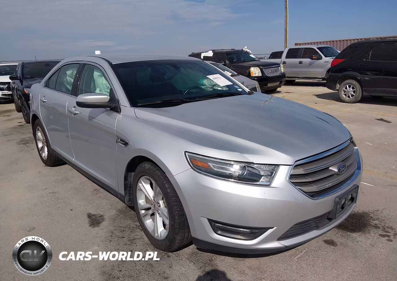 2018 Ford Taurus Sel