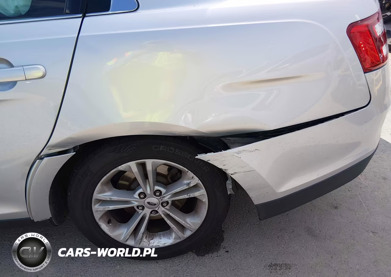 2018 Ford Taurus Sel VIN:1FAHP2E87JG115816 - 6