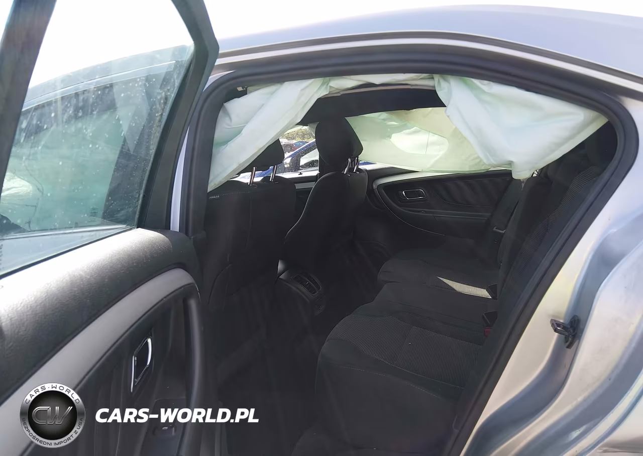 2018 Ford Taurus Sel VIN:1FAHP2E87JG115816 - 8