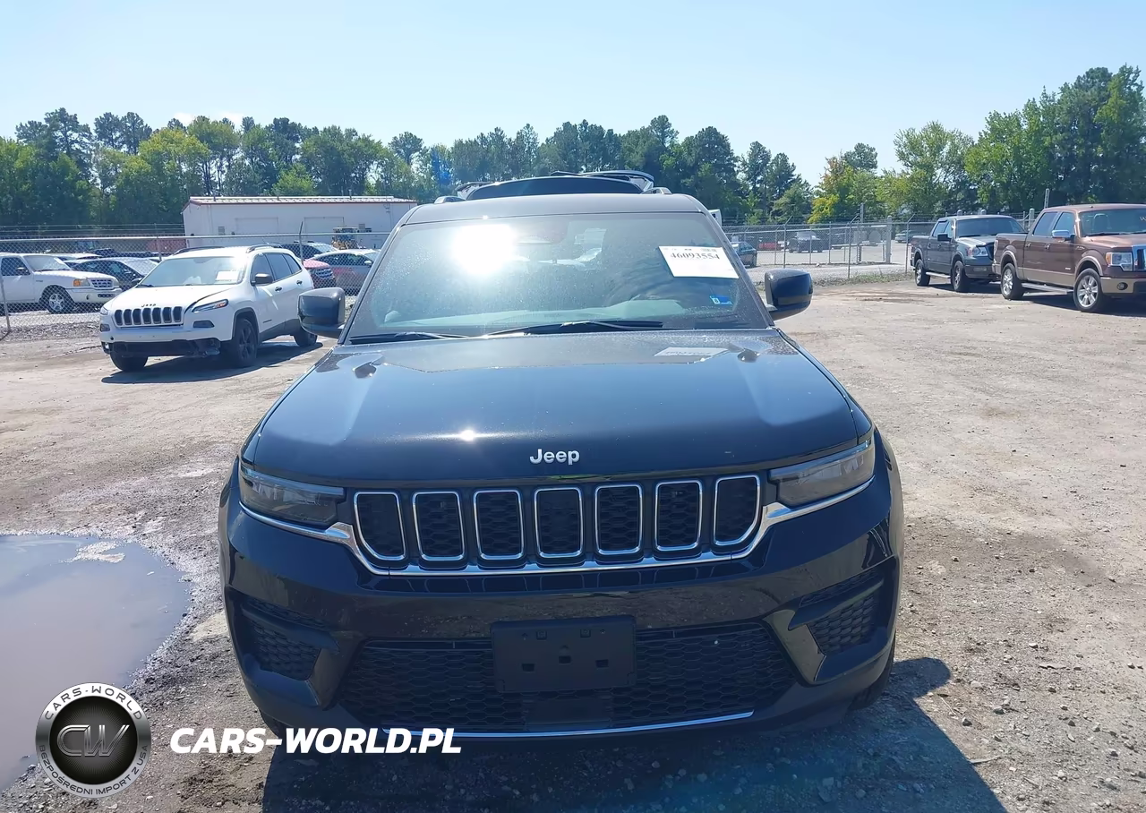 2026 Jeep Grand Cherokee Laredo X 4X4 VIN:1C4RJHAG5TC288471 - 13