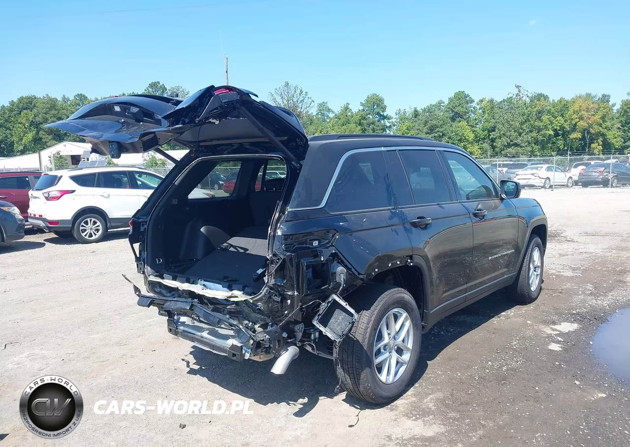 2026 Jeep Grand Cherokee Laredo X 4X4 VIN:1C4RJHAG5TC288471 - 4