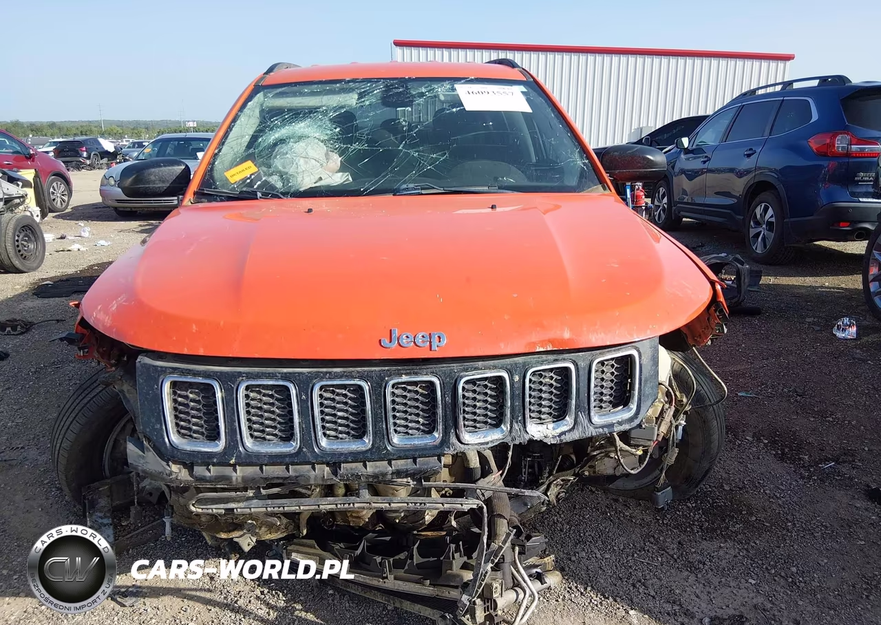 2018 Jeep Compass Sport 4X4 VIN:3C4NJDABXJT342943 - 12