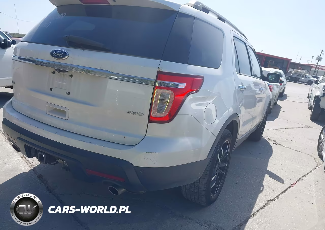 2012 Ford Explorer Xlt VIN:1FMHK8D81CGA62512 - 4