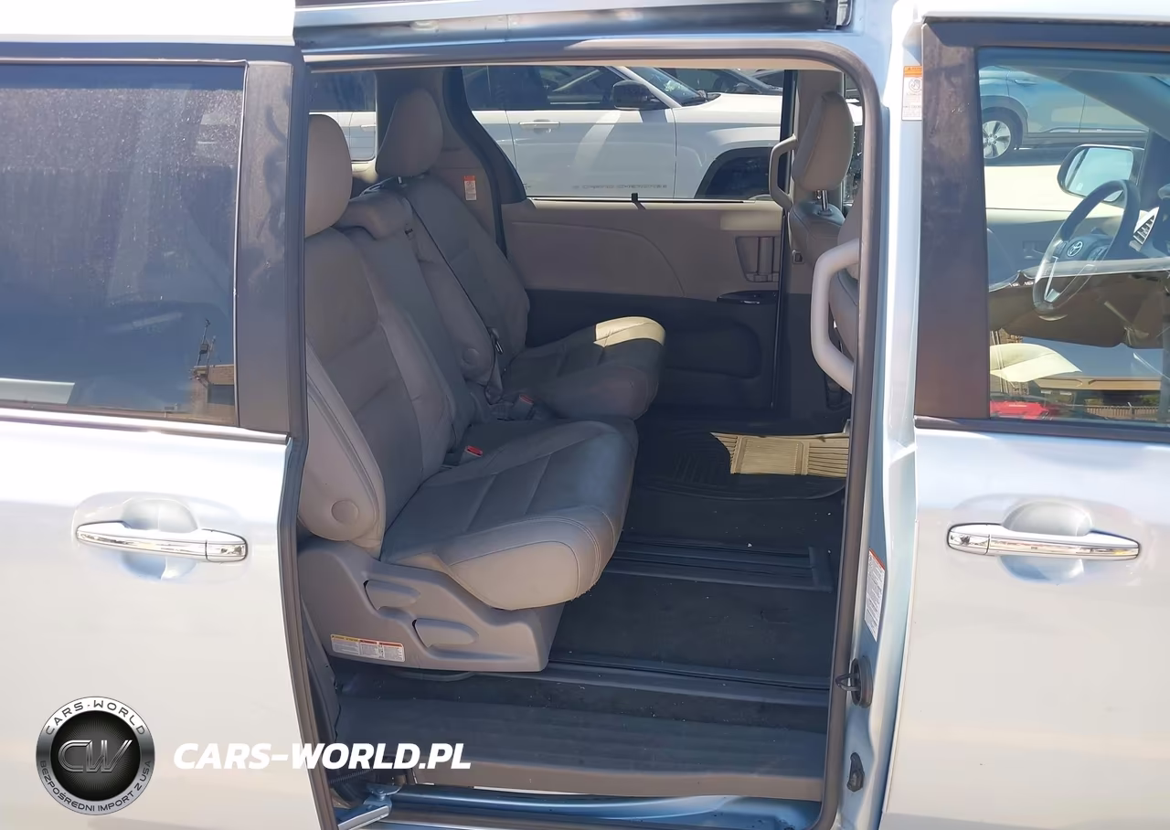 2017 Toyota Sienna Xle 8 Passenger VIN:5TDYZ3DC2HS791672 - 8
