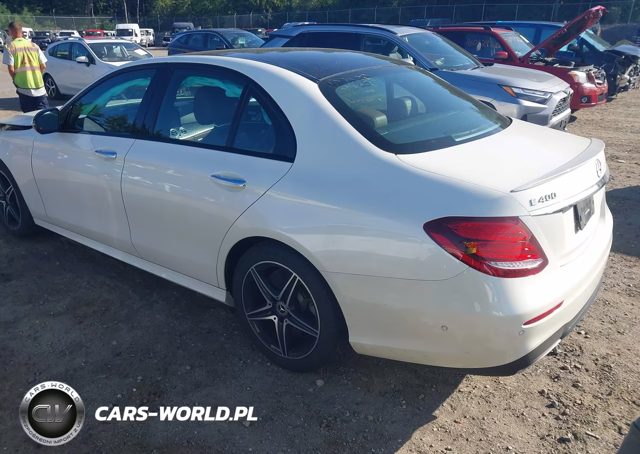 2018 Mercedes-Benz E 400 4Matic VIN:WDDZF6GB1JA466795 - 3