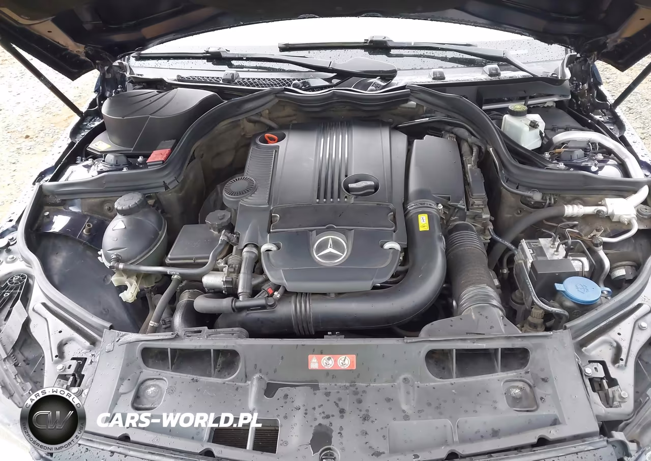 2014 Mercedes-Benz C 250 Sport VIN:WDDGF4HB1EA935674 - 10